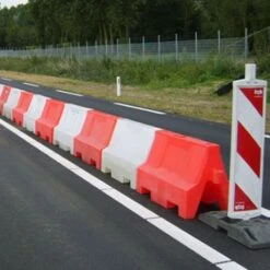 EVO Road Traffic Safety Barrier 1 Metre , Red -Fraestiche Shop 1304 758