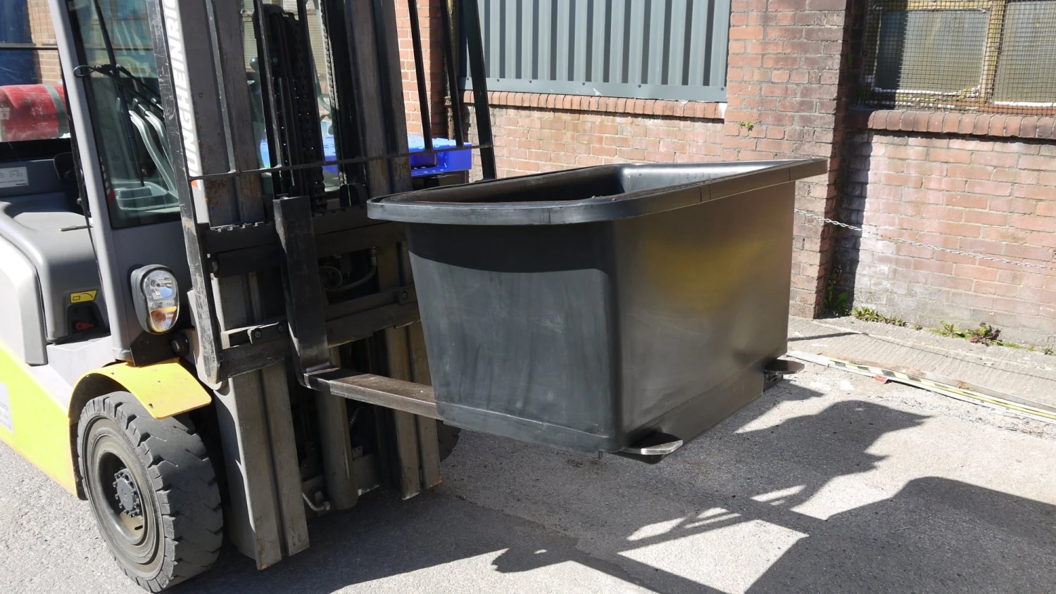 Excelsior 250L Forkliftable Mortar Tub 4 Excelsior 250L Forkliftable Mortar Tub - Image 2