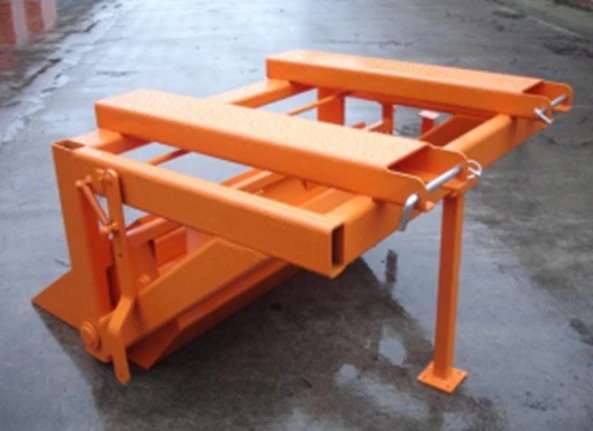 Invicta Fork Mounted Underslung Scoop 5 Invicta Fork Mounted Underslung Scoop - Image 3