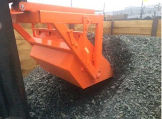 Invicta Fork Mounted Underslung Scoop 4 Invicta Fork Mounted Underslung Scoop - Image 2